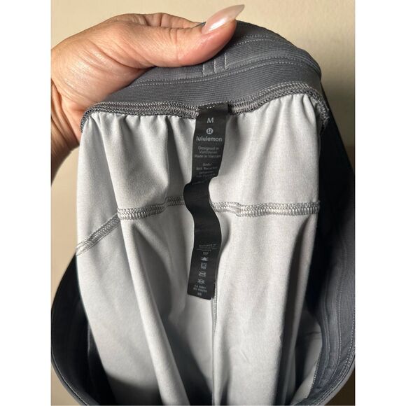 Lululemon T.H.E. Short 9" *Linerless Medium - Picture 12 of 12